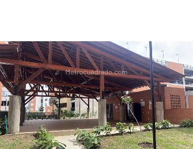 Apartamento de 2 alcobas en venta en Valle Del Lili, Cali, 65 m² · foto 10 de 12