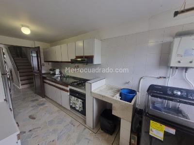 Apartamento de 4 alcobas en venta en Versalles, Cali, 141 m² · foto 12 de 20