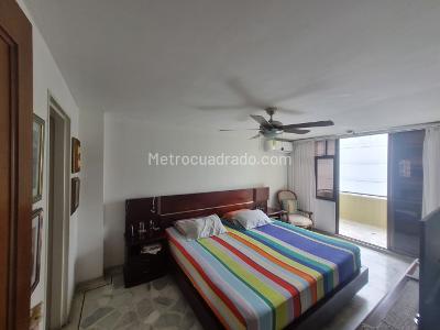 Apartamento de 4 alcobas en venta en Versalles, Cali, 141 m² · foto 16 de 20