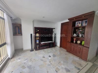 Apartamento de 4 alcobas en venta en Versalles, Cali, 141 m² · foto 8 de 20