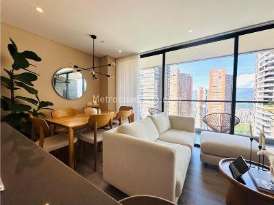 Apartamento de 2 alcobas en venta en Altos Del Poblado, Medellín, 88 m² · foto 4 de 13