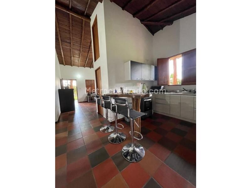 2BR House in Vereda La Mosquita (1000 m²)