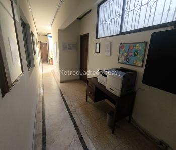 Casa de 5 alcobas en venta en Laureles, Medellín, 188 m² · foto 7 de 16