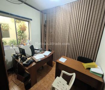 Casa de 5 alcobas en venta en Laureles, Medellín, 188 m² · foto 8 de 16