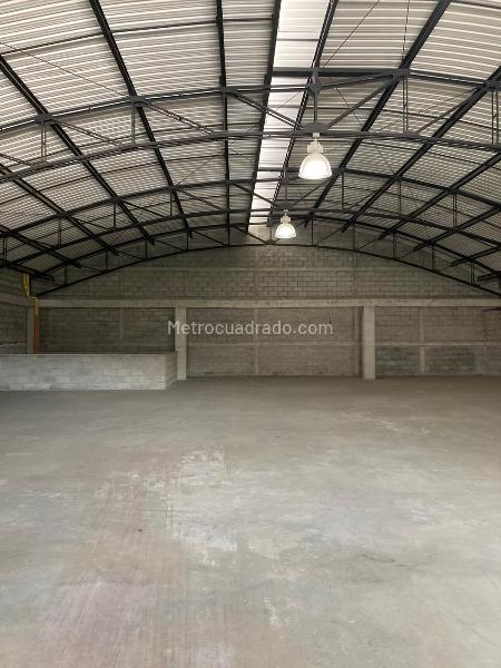 Bodega en Arriendo, San Jose Obrero, Bello - Más