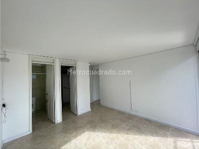 Casa en arriendo en El Poblado, Medellín · foto 10 de 20