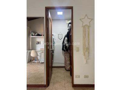 Casa de 3 alcobas en venta en Cumbres, Envigado, 235 m² · foto 8 de 17