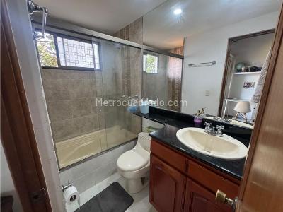 Casa de 3 alcobas en venta en Cumbres, Envigado, 235 m² · foto 13 de 17