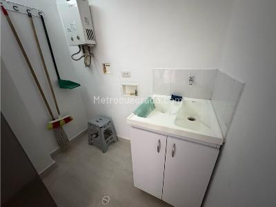 Apartamento de 3 alcobas en venta en Sabaneta, Sabaneta, 84 m² · foto 4 de 19