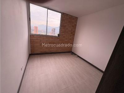 Apartamento de 3 alcobas en venta en Sabaneta, Sabaneta, 84 m² · foto 9 de 19