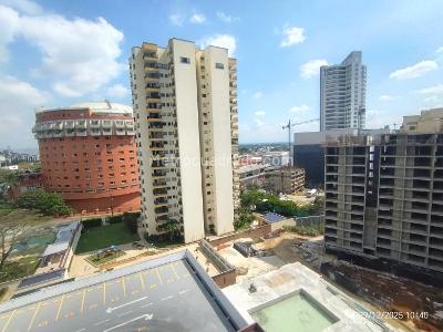 Apartamento de 1 alcoba en venta en Santa Monica Residential, Cali, 30 m² · foto 11 de 20