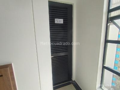 Apartamento de 1 alcoba en venta en Santa Monica Residential, Cali, 30 m² · foto 18 de 20
