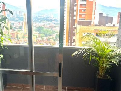 Apartamento de 2 alcobas en venta en Sabaneta, Medellín, 58 m² · foto 2 de 19