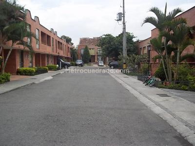 Casa de 3 alcobas en venta en Belen, Medellín, 95 m² · foto 9 de 10