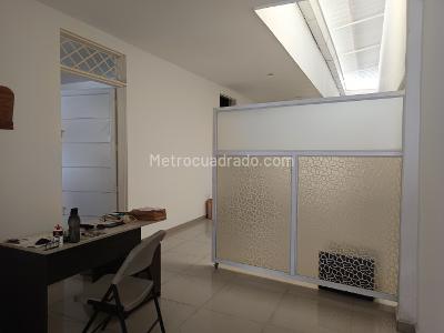 Casa de 5 alcobas en venta en Bretaña, Cali, 240 m² · foto 11 de 11