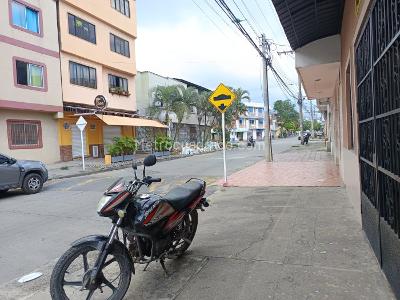 Casa de 5 alcobas en venta en Bretaña, Cali, 240 m² · foto 2 de 11