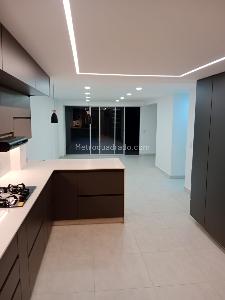Casa de 5 alcobas en venta en Los Balsos 1, Medellín, 280 m² · foto 9 de 20
