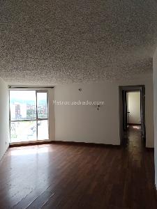 Apartamento de 3 alcobas en venta en Ismael Perdomo, Bogotá, 63 m² · foto 2 de 11