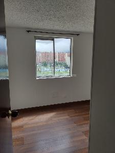 Apartamento de 3 alcobas en venta en Ismael Perdomo, Bogotá, 63 m² · foto 4 de 11