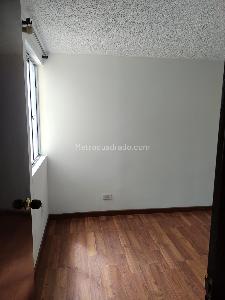 Apartamento de 3 alcobas en venta en Ismael Perdomo, Bogotá, 63 m² · foto 5 de 11