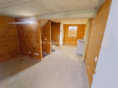Casa de 2 alcobas en venta en Brisas Del Guabito, Cali, 60 m² · foto 5 de 9