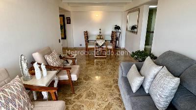 Apartamento de 3 alcobas en venta en La Visitacion, Medellín, 91 m² · foto 2 de 15
