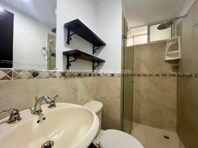 Apartamento de 2 alcobas en venta en El Peñon, Cali, 99 m² · foto 10 de 17