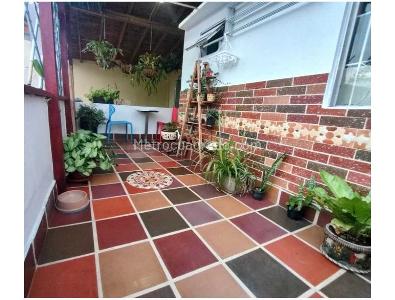 Casa de 5 alcobas en venta en La Almeria, Medellín, 180 m² · foto 10 de 17