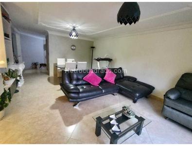 Casa de 5 alcobas en venta en La Almeria, Medellín, 180 m² · foto 13 de 17
