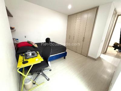 Apartamento de 3 alcobas en venta en Normandia, Cali, 240 m² · foto 12 de 20