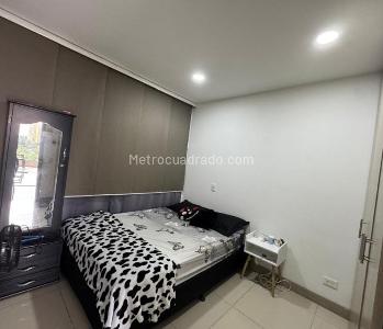 Apartamento de 3 alcobas en venta en Castropol, Medellín, 90 m² · foto 8 de 13