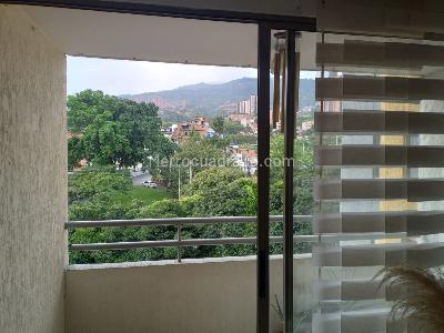 Apartamento en venta en Los Colores, Medellín · foto 10 de 11