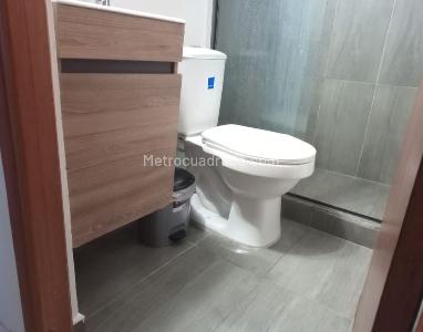 Apartamento en venta en Los Colores, Medellín · foto 3 de 11