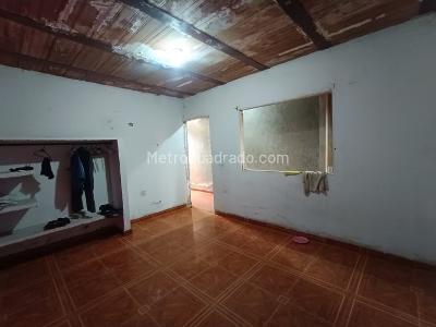 Casa de 4 alcobas en venta en San Nicolas, Cali, 150 m² · foto 3 de 9