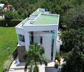 Casa de 4 alcobas en venta en La Riviera, Neiva, 307 m² · foto 12 de 15
