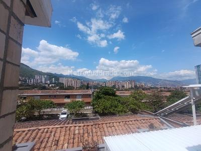 Casa de 4 alcobas en venta en Belen, Medellín, 80 m² · foto 2 de 16