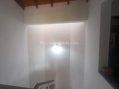 Casa de 4 alcobas en venta en Belen, Medellín, 80 m² · foto 8 de 16