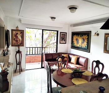 Apartamento de 3 alcobas en venta en Laureles, Medellín, 98 m² · foto 2 de 20