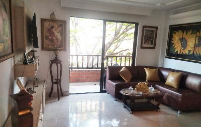 Apartamento de 3 alcobas en venta en Laureles, Medellín, 98 m² · foto 3 de 20