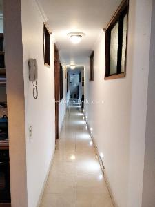 Apartamento de 3 alcobas en venta en Laureles, Medellín, 98 m² · foto 13 de 20