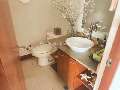 Apartamento de 3 alcobas en venta en Las Santas, Medellín, 246 m² · foto 15 de 16