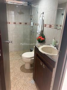 Casa de 4 alcobas en venta en La Almeria, Medellín, 155 m² · foto 8 de 20