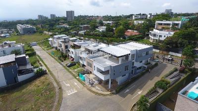 Casa de 5 alcobas en venta en Parcelaciones Pance, Cali, 822 m² · foto 3 de 6