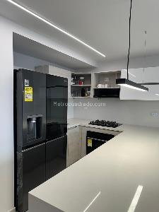 Apartamento de 3 alcobas en venta en Valle Del Lili, Cali, 90 m² · foto 2 de 11