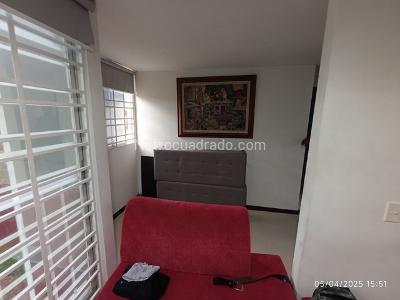 Apartamento en venta en Buenos Aires, Medellín · foto 2 de 10