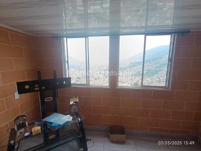 Apartamento en venta en Buenos Aires, Medellín · foto 4 de 17