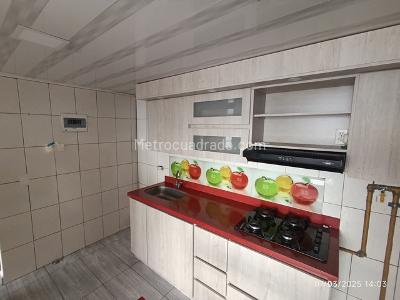 Apartamento en venta en Buenos Aires, Medellín · foto 5 de 17