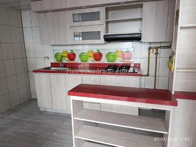 Apartamento en venta en Buenos Aires, Medellín · foto 8 de 17