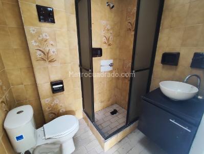 Apartamento en venta en Colseguros, Cali · foto 4 de 17