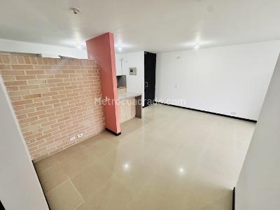 Apartamento de 3 alcobas en venta en Mayapan Las Vegas, Cali, 73 m² · foto 3 de 20